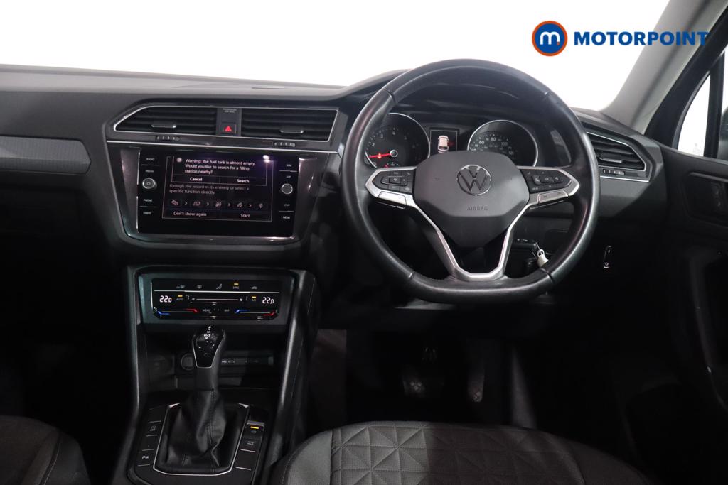 Volkswagen Tiguan Life Automatic Petrol SUV - Stock Number (1602162) - 1st supplementary image
