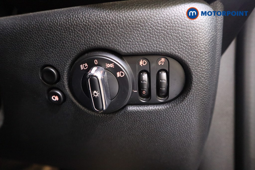 Mini Hatchback Cooper S Level 1 Automatic Electric Hatchback - Stock Number (1602551) - 11th supplementary image