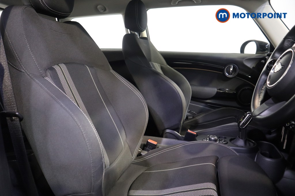 Mini Hatchback Cooper S Level 1 Automatic Electric Hatchback - Stock Number (1602551) - 15th supplementary image