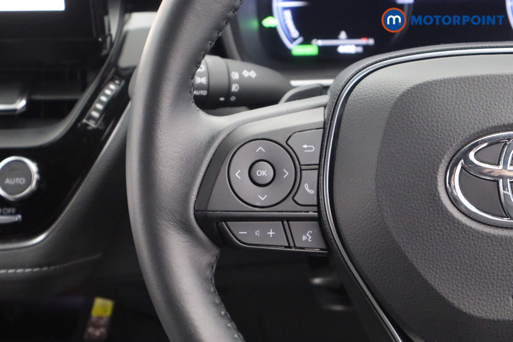 Toyota Corolla Excel Automatic Petrol-Electric Hybrid Estate - Stock Number (1602598) - 6th supplementary image