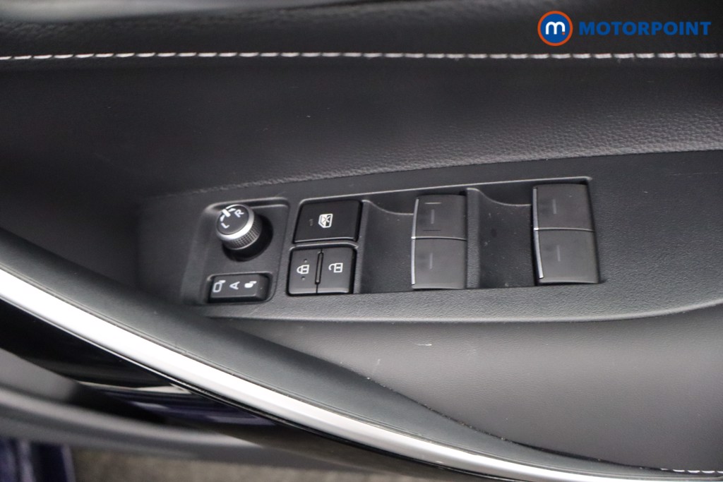 Toyota Corolla Excel Automatic Petrol-Electric Hybrid Estate - Stock Number (1602598) - 18th supplementary image