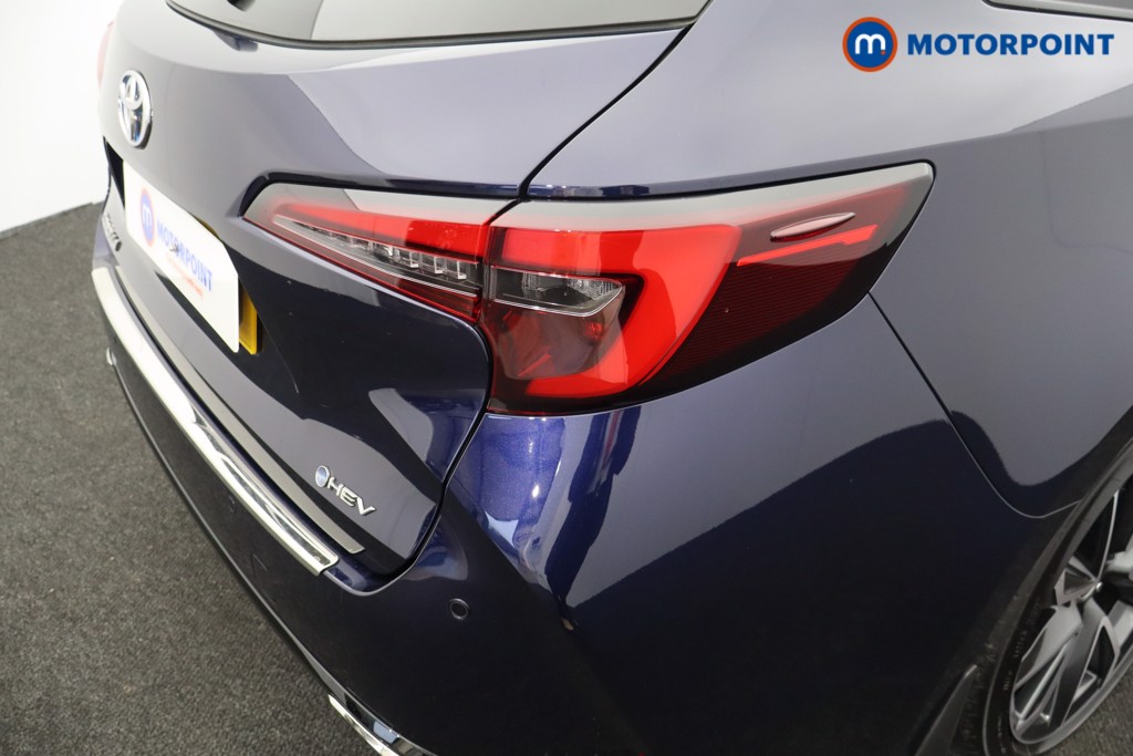 Toyota Corolla Excel Automatic Petrol-Electric Hybrid Estate - Stock Number (1602598) - 30th supplementary image