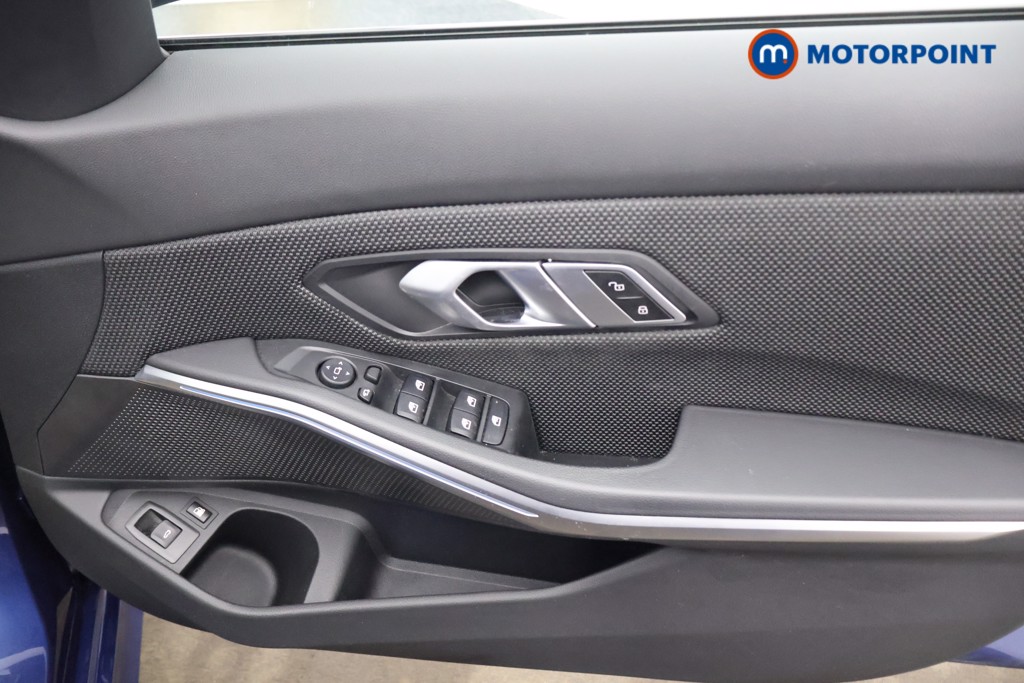 BMW 3 Series Se Pro Automatic Petrol Plug-In Hybrid Estate - Stock Number (1602630) - 13th supplementary image