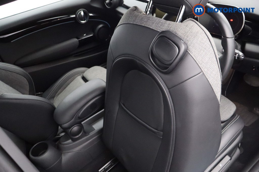 Mini Hatchback Cooper S Level 2 Automatic Electric Hatchback - Stock Number (1602790) - 21st supplementary image