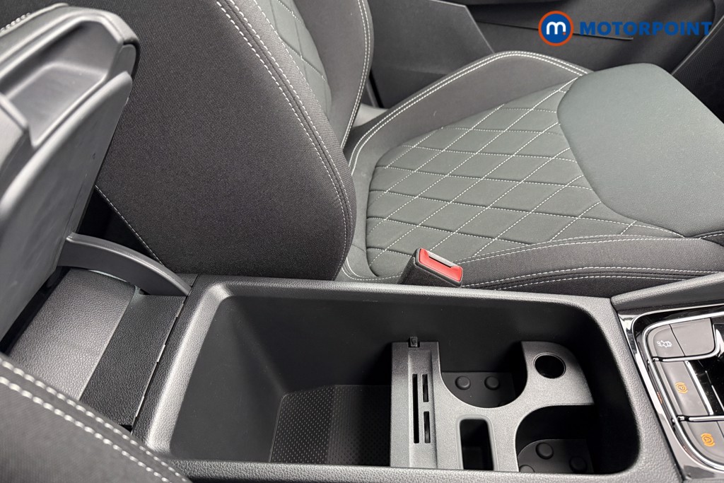Skoda Karoq Sportline Automatic Petrol SUV - Stock Number (1602948) - 17th supplementary image