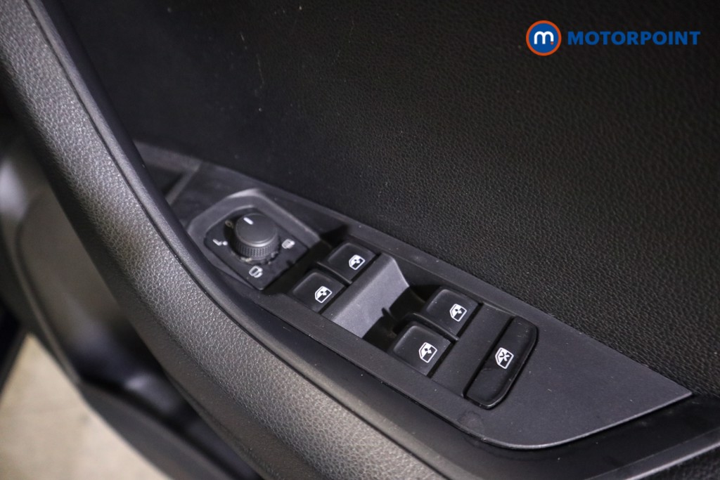 Skoda Karoq Se L Manual Petrol SUV - Stock Number (1603654) - 12th supplementary image