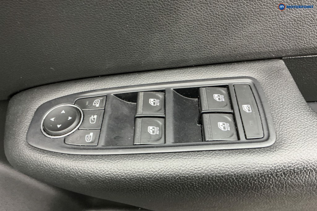 Renault Arkana Iconic Automatic Petrol-Electric Hybrid SUV - Stock Number (1603891) - 25th supplementary image