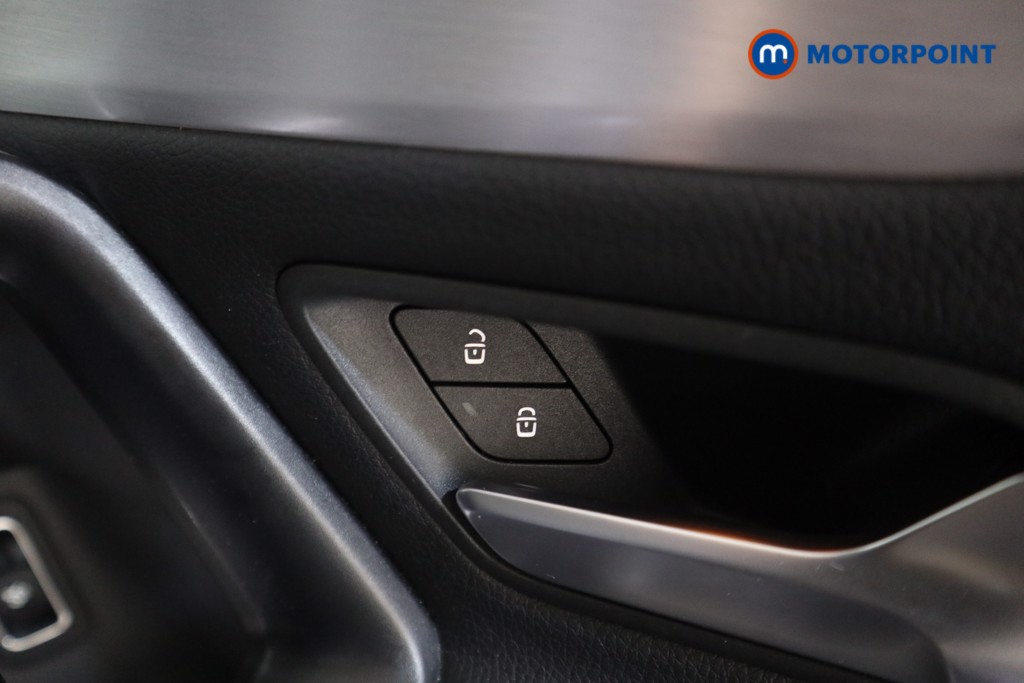 Mercedes-Benz CLA Amg Line Automatic Petrol Coupe - Stock Number (1604069) - 13th supplementary image