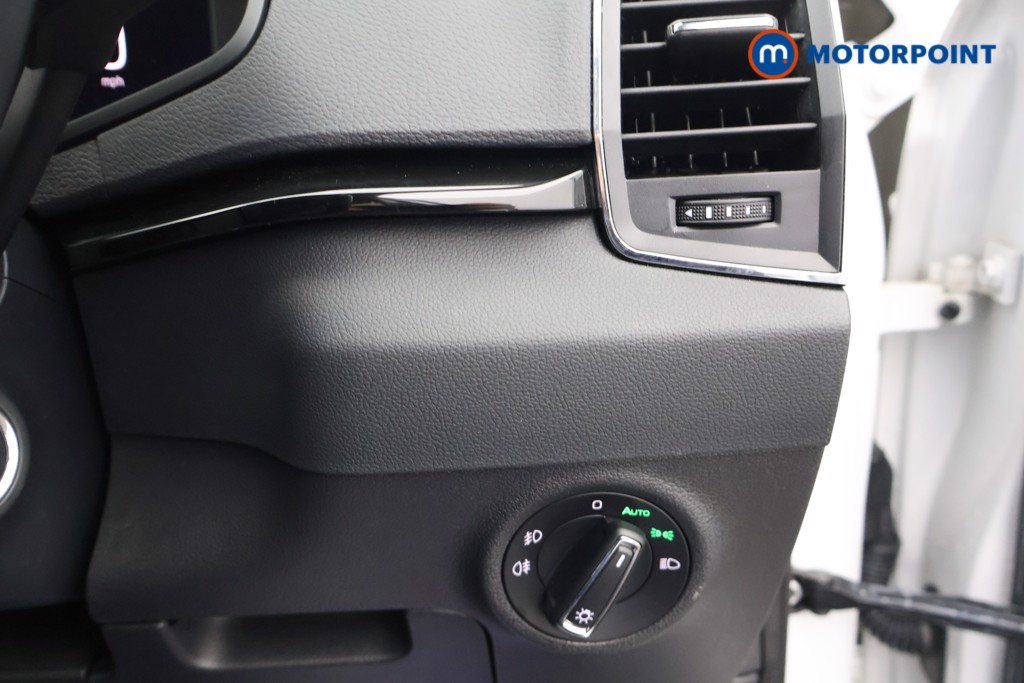 Skoda Karoq Se L Automatic Petrol SUV - Stock Number (1604251) - 7th supplementary image