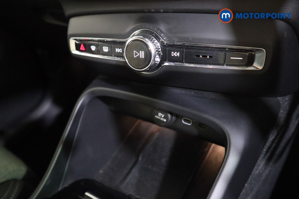 Volvo Xc40 Plus Automatic Petrol SUV - Stock Number (1604685) - 8th supplementary image
