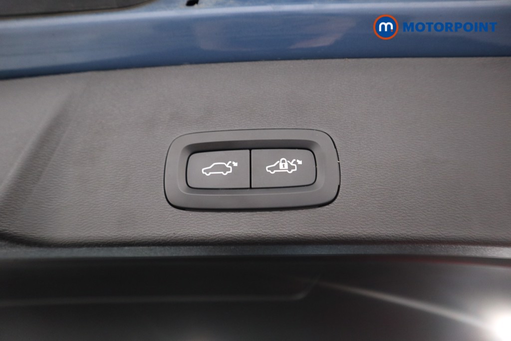 Volvo Xc40 Plus Automatic Petrol SUV - Stock Number (1604685) - 19th supplementary image