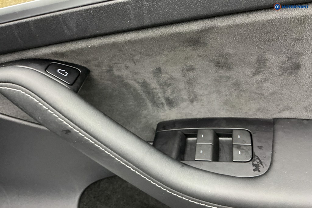 Tesla Model Y Long Range Automatic Electric SUV - Stock Number (1604870) - 25th supplementary image