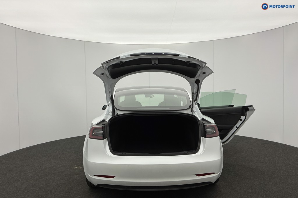Tesla Model 3 Long Range Automatic Electric Saloon - Stock Number (1604872) - 5th supplementary image