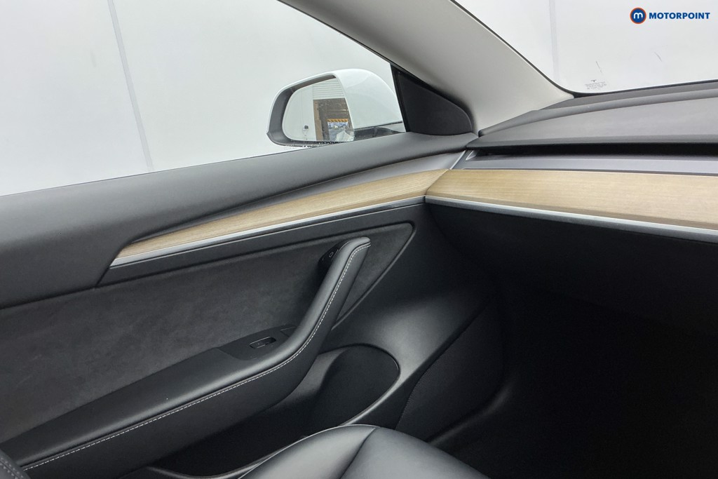 Tesla Model 3 Long Range Automatic Electric Saloon - Stock Number (1604872) - 19th supplementary image