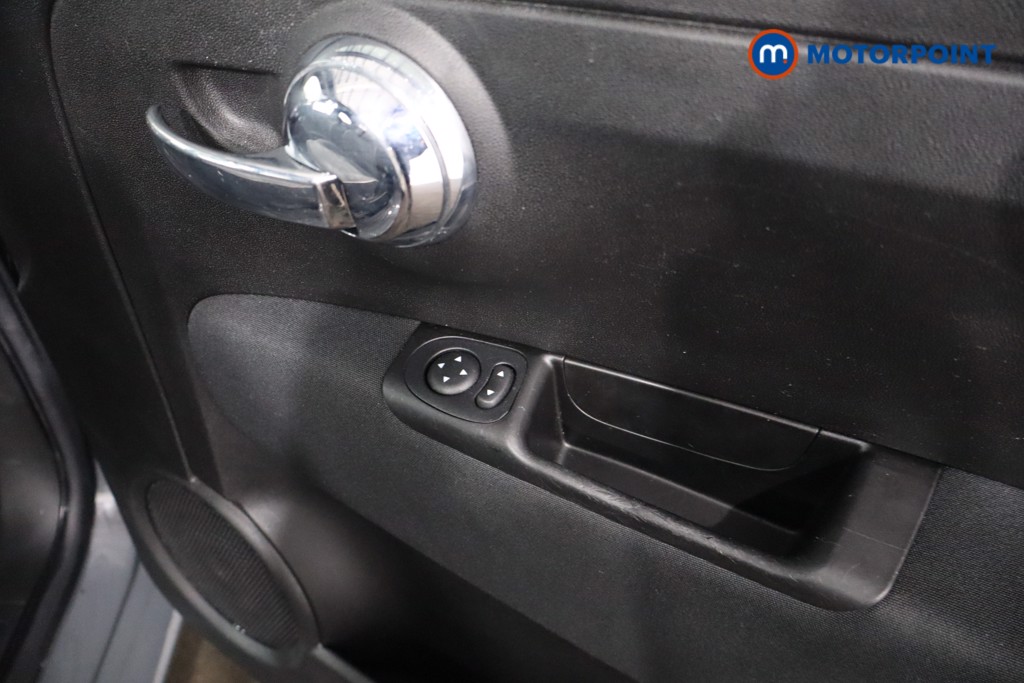 Fiat 500 Lounge Manual Petrol Hatchback - Stock Number (1605460) - 27th supplementary image