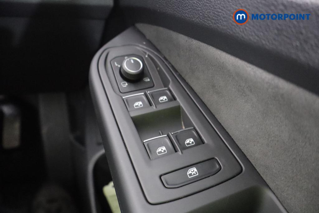 Volkswagen Golf Style Manual Petrol Hatchback - Stock Number (1605592) - 11th supplementary image