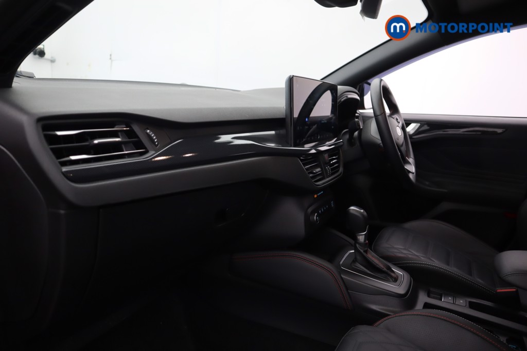 Ford Focus St-Line X Automatic Petrol Estate - Stock Number (1577811) - 35th supplementary image