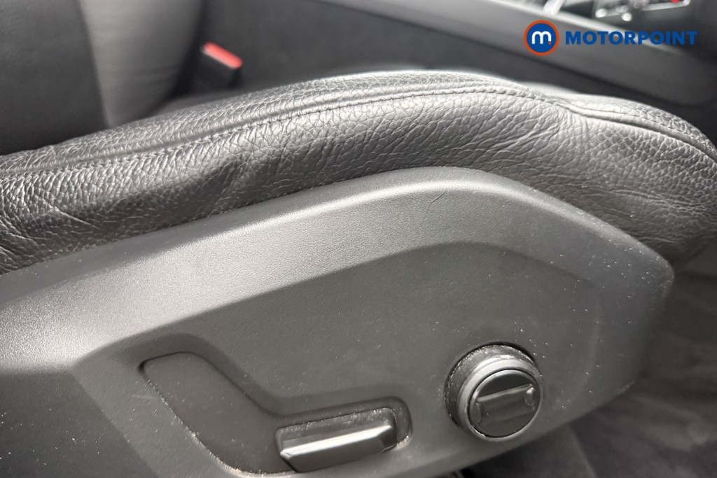 Volvo Xc60 Momentum Automatic Diesel SUV - Stock Number (1587813) - 18th supplementary image