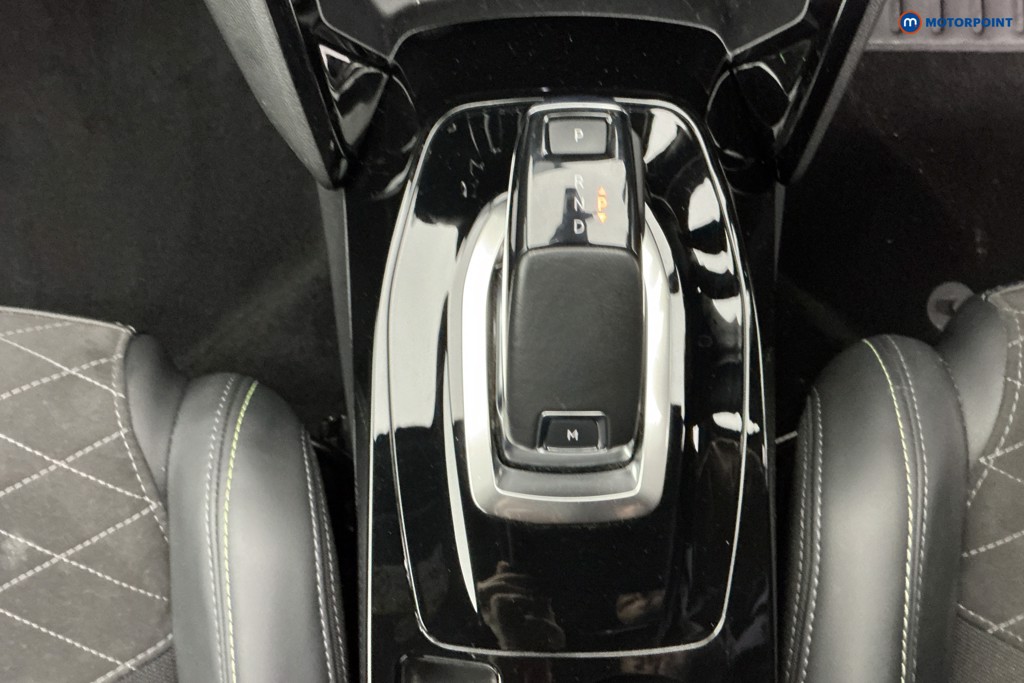 Peugeot 2008 Gt Premium Automatic Petrol SUV - Stock Number (1590492) - 17th supplementary image