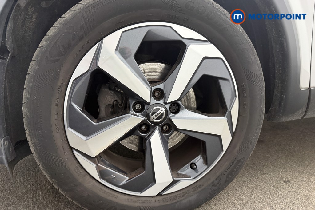 Nissan Qashqai N-Connecta Automatic Petrol SUV - Stock Number (1590868) - 12th supplementary image
