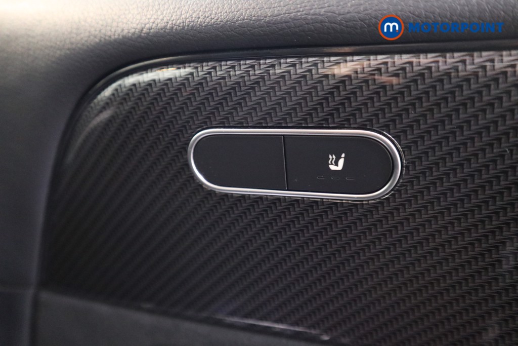 Mercedes-Benz GLB Amg Line Automatic Petrol SUV - Stock Number (1592078) - 13th supplementary image