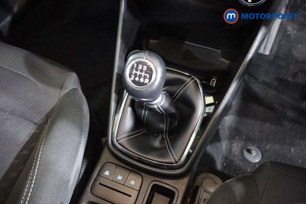 Ford Fiesta Titanium Manual Petrol Hatchback - Stock Number (1592449) - 12th supplementary image