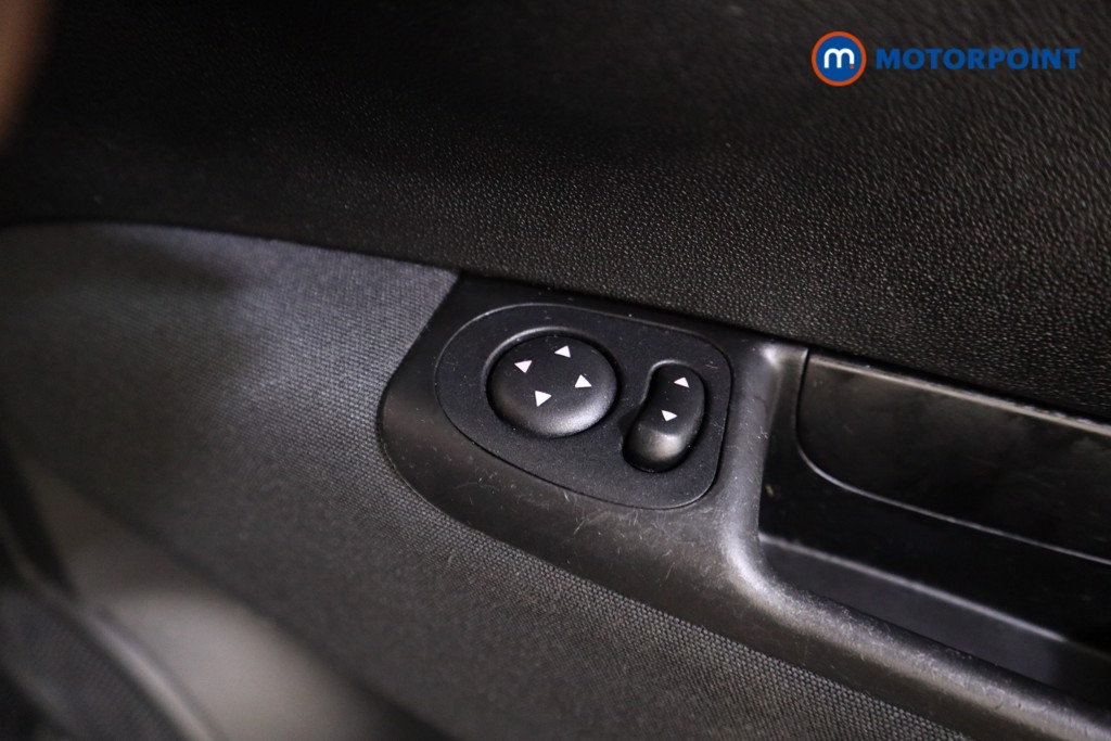 Fiat 500 Lounge Manual Petrol Hatchback - Stock Number (1592755) - 9th supplementary image