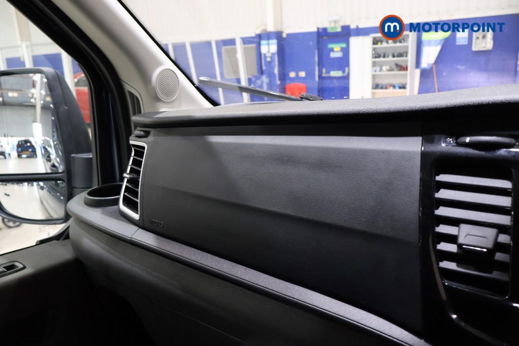 Ford Transit Trend Manual Diesel High Volume-High Roof Van - Stock Number (1594804) - Passenger side rear corner