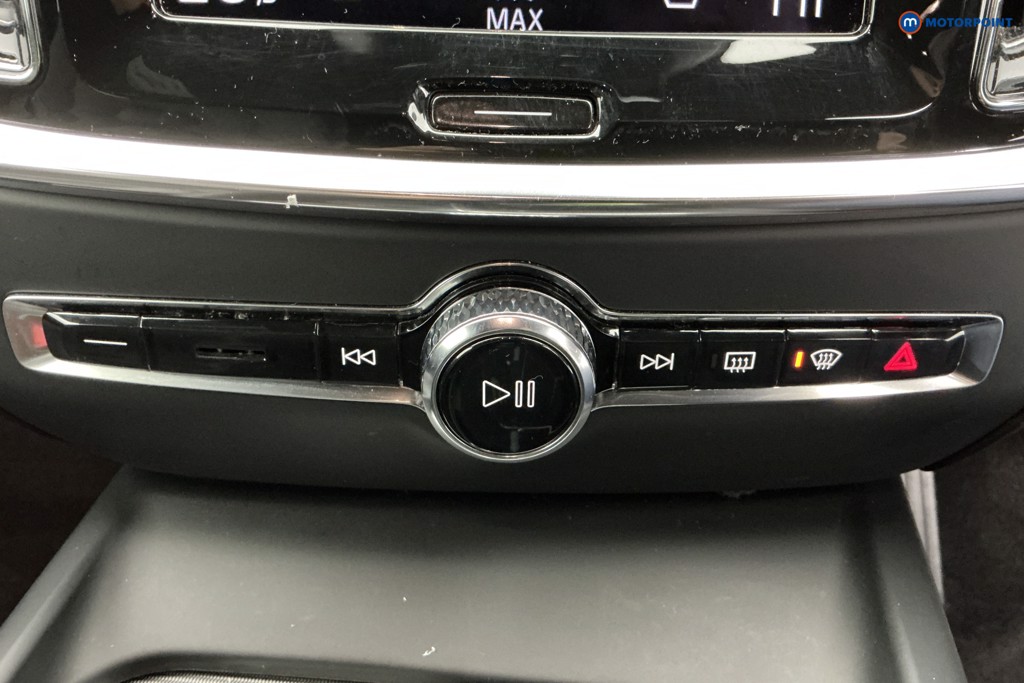 Volvo V60 R Design Automatic Petrol Estate - Stock Number (1595833) - 16th supplementary image