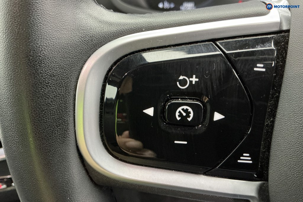 Volvo V60 R Design Automatic Petrol Estate - Stock Number (1595833) - 18th supplementary image