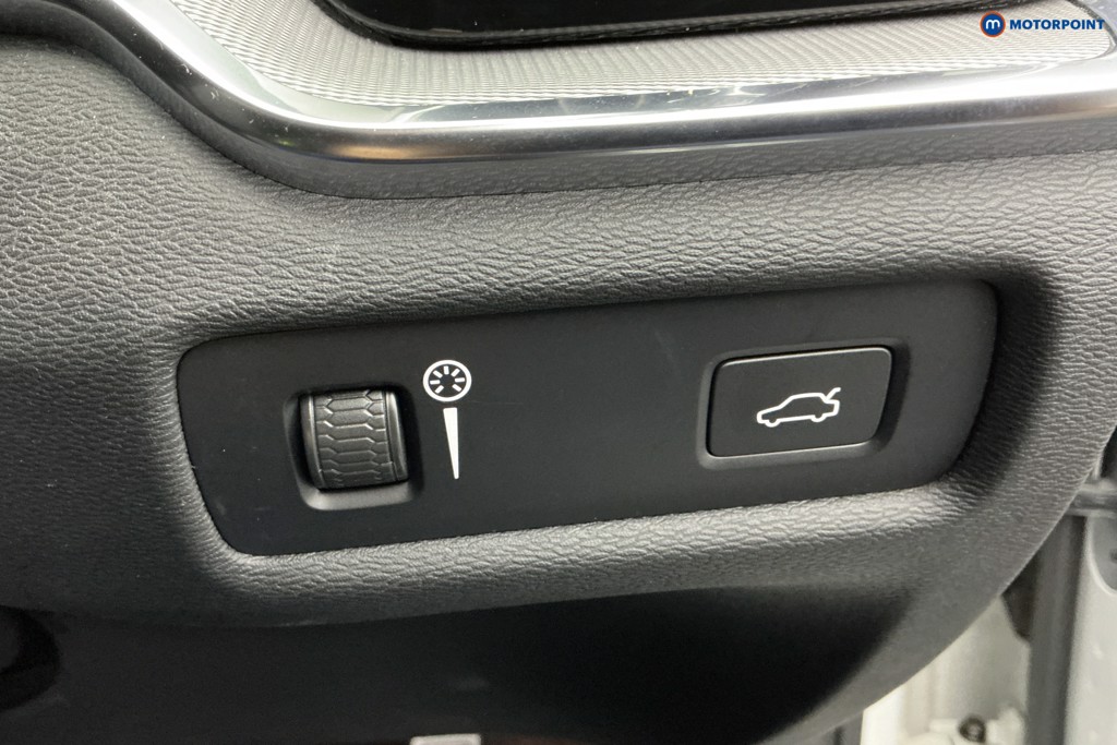 Volvo V60 R Design Automatic Petrol Estate - Stock Number (1595833) - 20th supplementary image