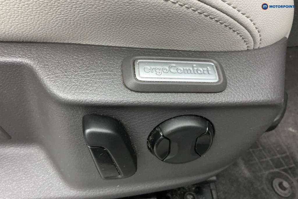 Volkswagen Passat Gte Advance Automatic Petrol Plug-In Hybrid Estate - Stock Number (1595848) - 23rd supplementary image