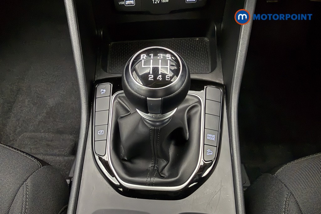 Hyundai Tucson Se Connect Manual Petrol SUV - Stock Number (1596404) - 7th supplementary image