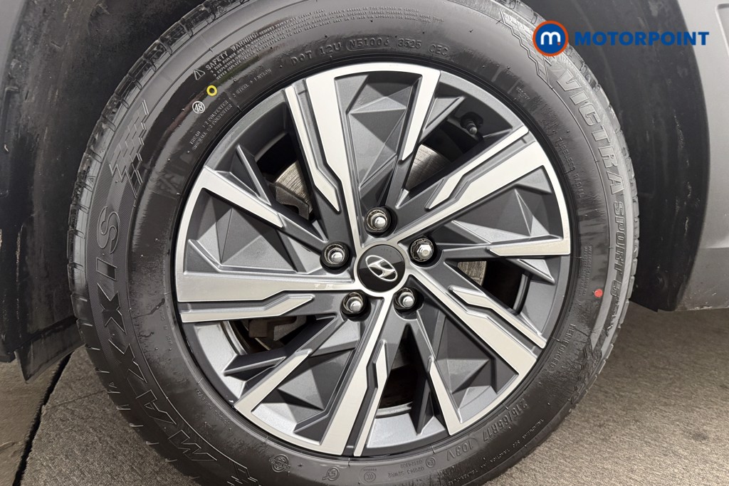 Hyundai Tucson Se Connect Manual Petrol SUV - Stock Number (1596404) - 12th supplementary image