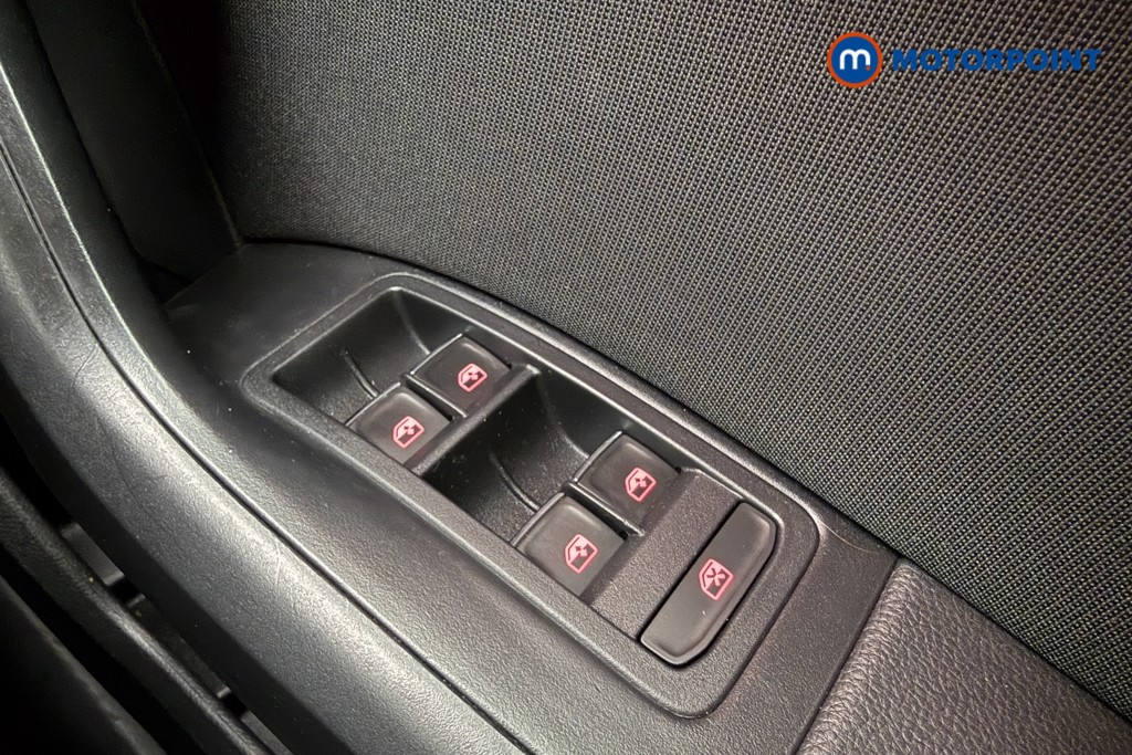 Seat Ateca FR Manual Diesel SUV - Stock Number (1597839) - 18th supplementary image