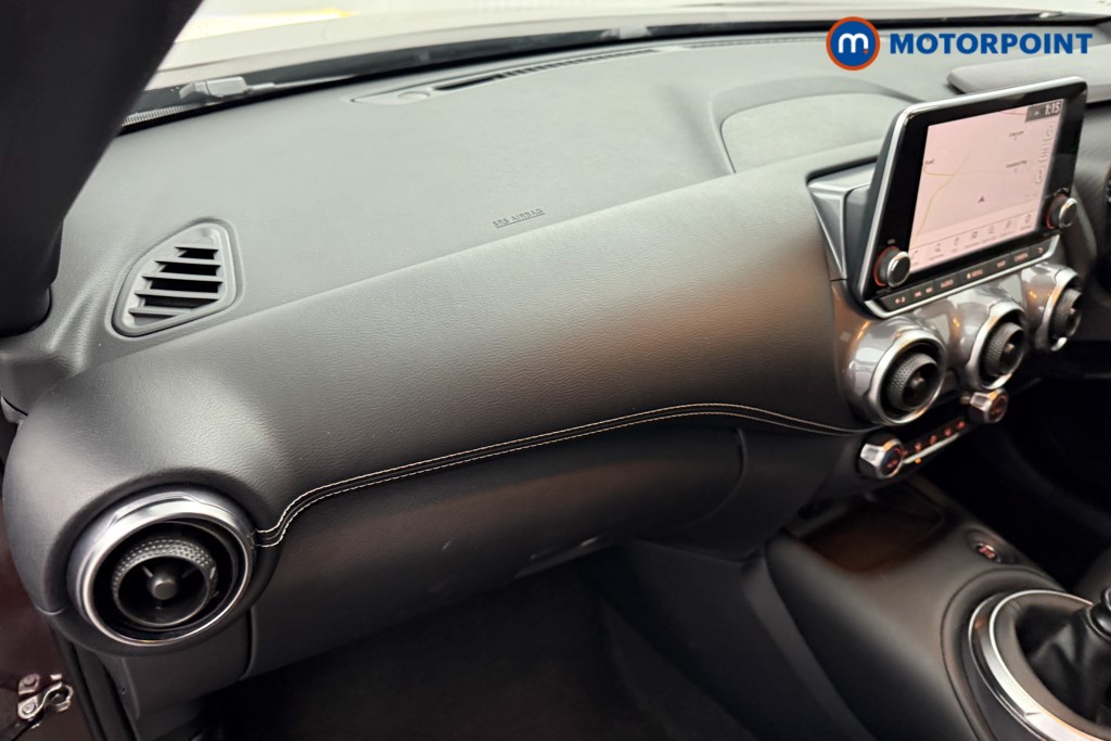 Nissan Juke N-Connecta Manual Petrol SUV - Stock Number (1598680) - 6th supplementary image