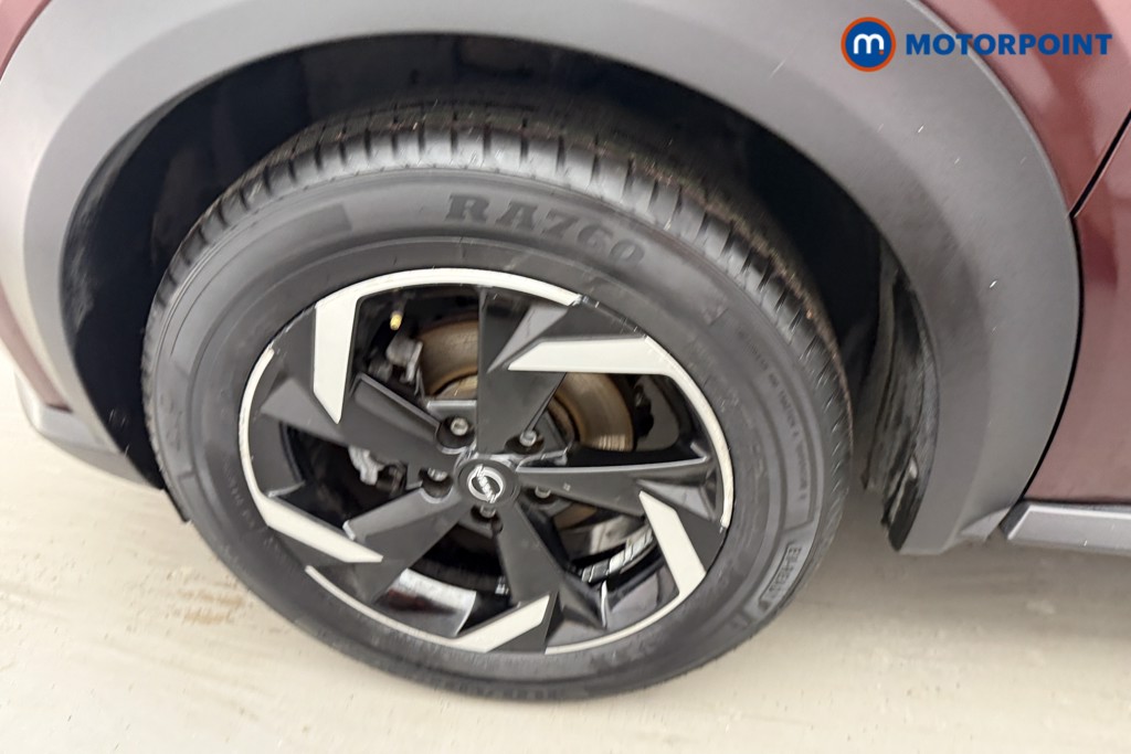 Nissan Juke N-Connecta Manual Petrol SUV - Stock Number (1598680) - 9th supplementary image