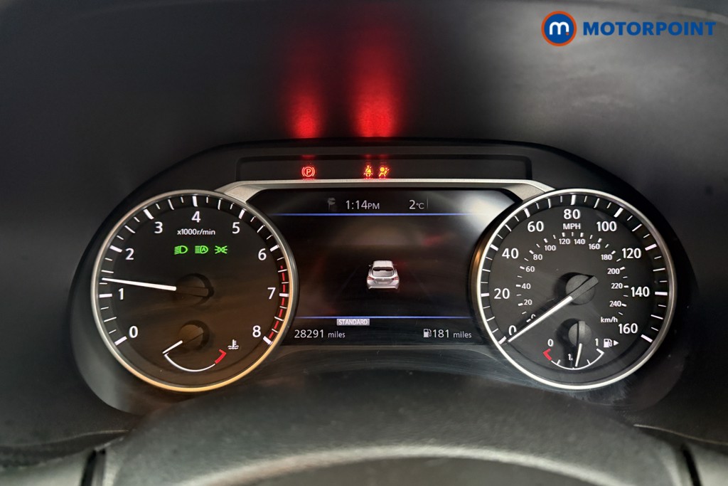 Nissan Juke N-Connecta Manual Petrol SUV - Stock Number (1598680) - Front bumper