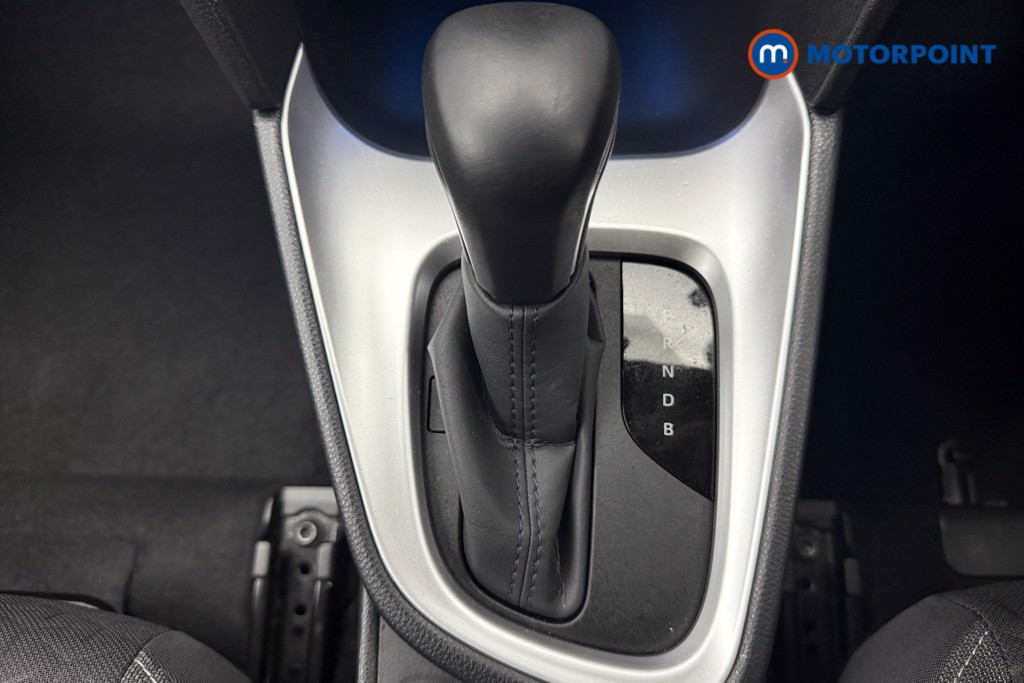 Toyota Yaris Cross Design Automatic Petrol-Electric Hybrid Estate - Stock Number (1598759) - 6th supplementary image