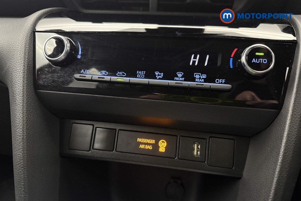 Toyota Yaris Cross Design Automatic Petrol-Electric Hybrid Estate - Stock Number (1598759) - 15th supplementary image