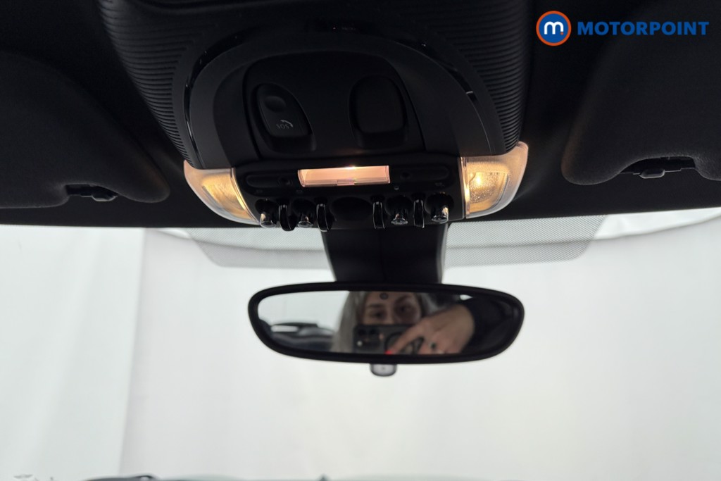 Ford Focus St-Line X Manual Petrol Hatchback - Stock Number (1600459) - 4th supplementary image