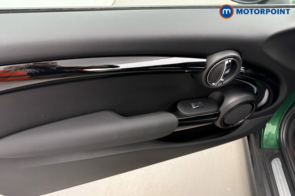 Ford Focus St-Line X Manual Petrol Hatchback - Stock Number (1600459) - 7th supplementary image