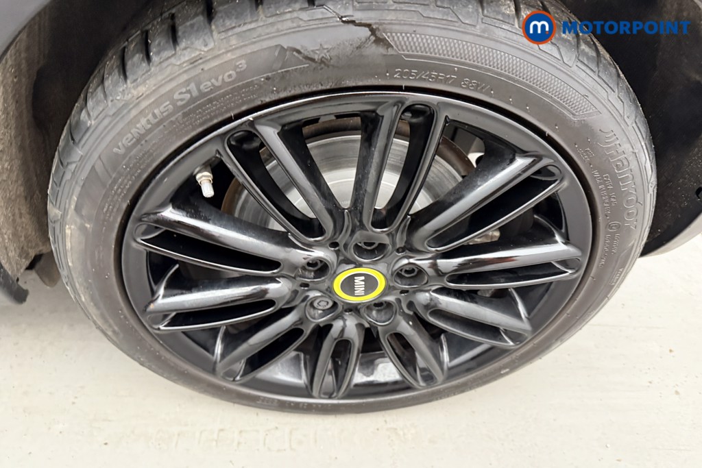 Ford Focus St-Line X Manual Petrol Hatchback - Stock Number (1600459) - 9th supplementary image