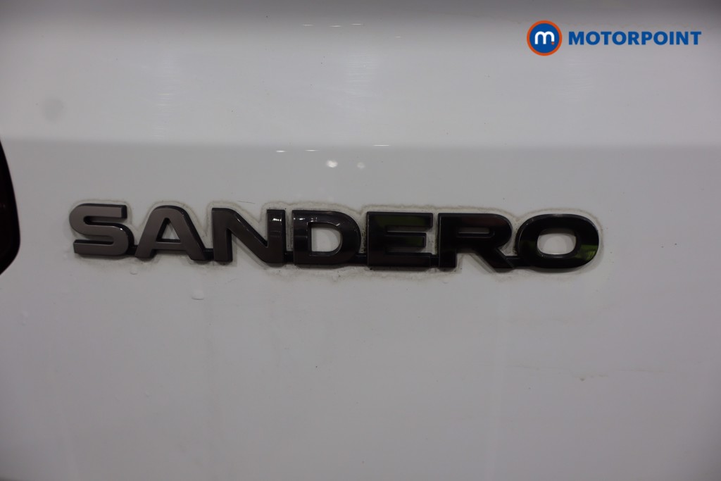 Dacia Sandero Essential Manual Petrol Hatchback - Stock Number (1601040) - 27th supplementary image