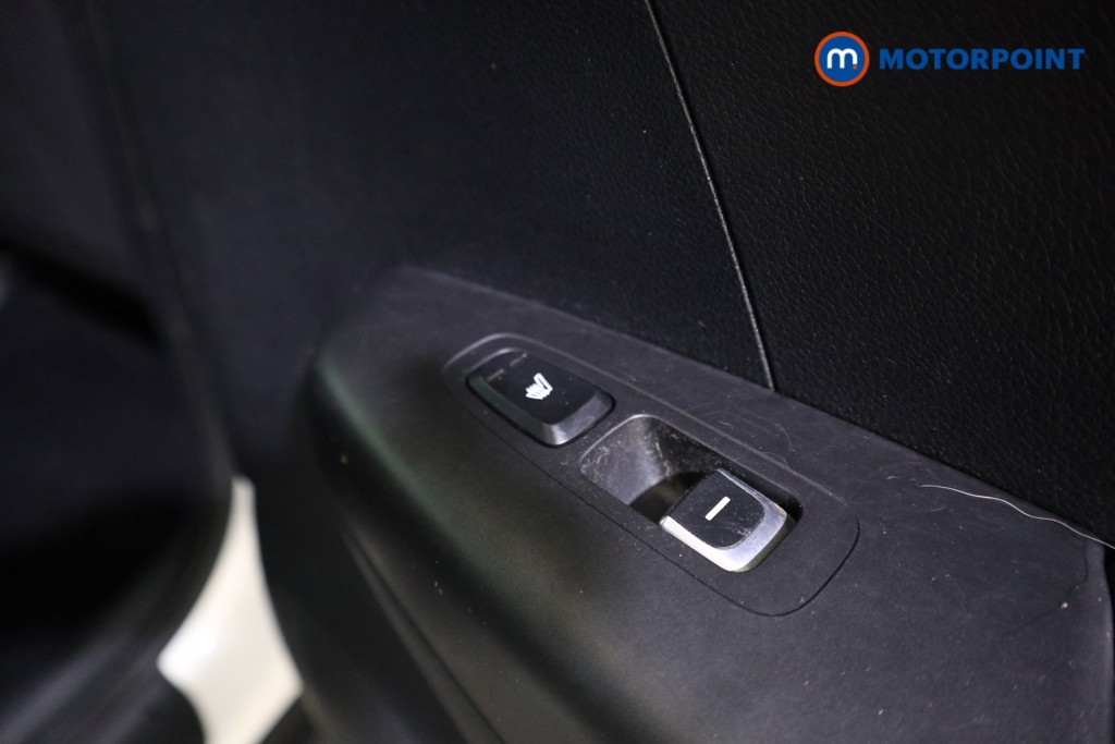 KIA Sportage 2 Manual Petrol SUV - Stock Number (1601623) - 16th supplementary image