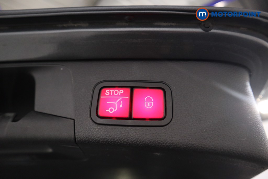 Mercedes-Benz C Class Amg Line Night Edition Automatic Diesel Plug-In Hybrid Estate - Stock Number (1602373) - 20th supplementary image