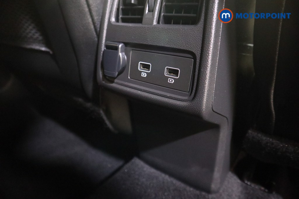 Renault Captur Rive Gauche Manual Petrol SUV - Stock Number (1602462) - 17th supplementary image