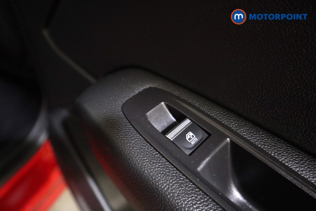 Renault Captur Rive Gauche Manual Petrol SUV - Stock Number (1602462) - 18th supplementary image