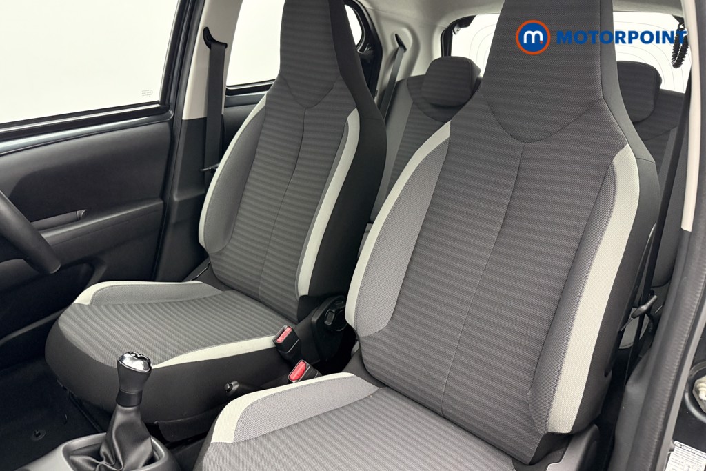 Toyota Aygo X-Play Manual Petrol Hatchback - Stock Number (1602856) - 3rd supplementary image