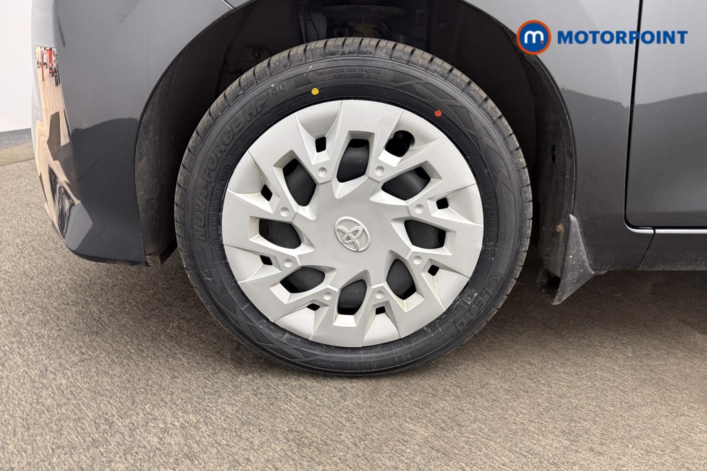 Toyota Aygo X-Play Manual Petrol Hatchback - Stock Number (1602856) - 24th supplementary image